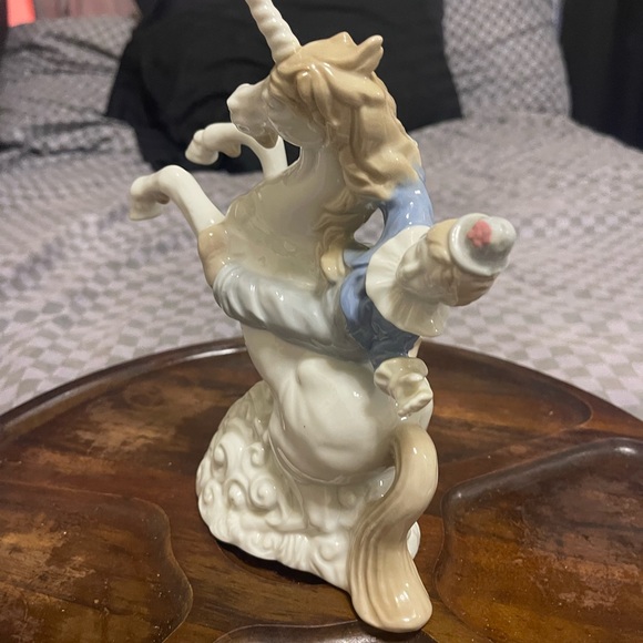 Vintage ARDALT (Lenwile China) Porcelain Unicorn w/Clown Figurine-Hand painted - Picture 4 of 13